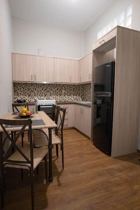 Cozy 2Bd Apartment Near Old Town Of 나플리오 외부 사진
